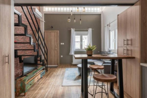 Industrial Loft near Seaside